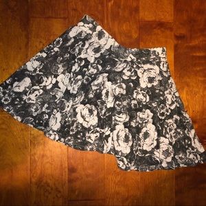 Patterned a-line skirt